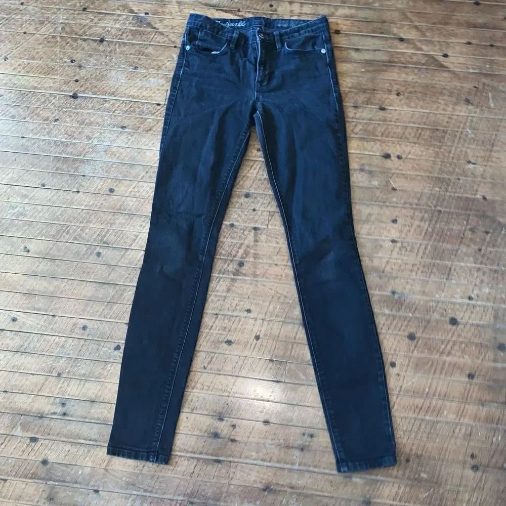 Madewell high riser black 25x32 slim mom jeans